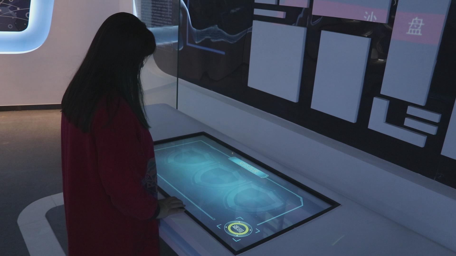 天水經(jīng)開區(qū)智慧安防觸摸屏互動系統(tǒng)